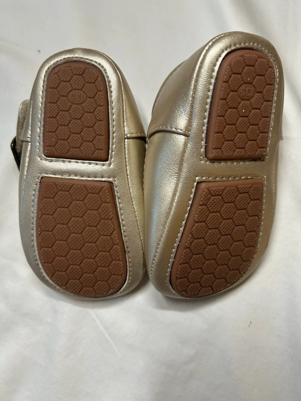 N/A gold strap